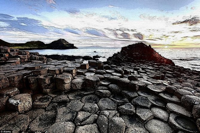 2Day Private Tour Northern Ireland Top Sights Giant's Causeway Belfast Adventure - Two hours at the Giant’s Causeway