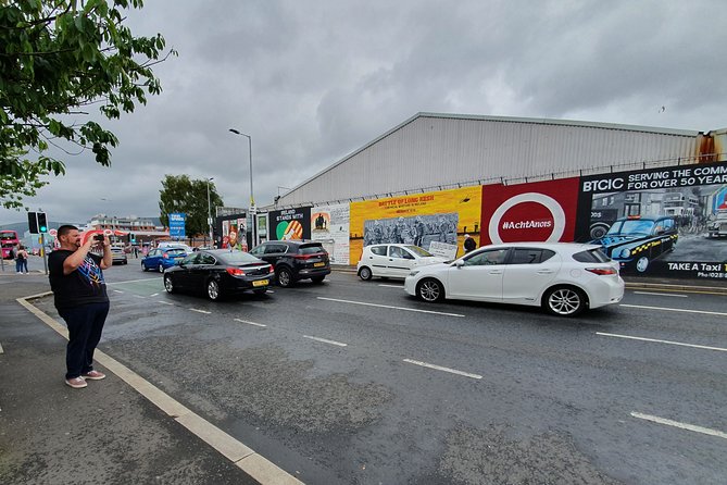 Belfast Cab Tour of Peacewalls, Murals and the Famous Titanic Slips - Is $205.30 per person fair?