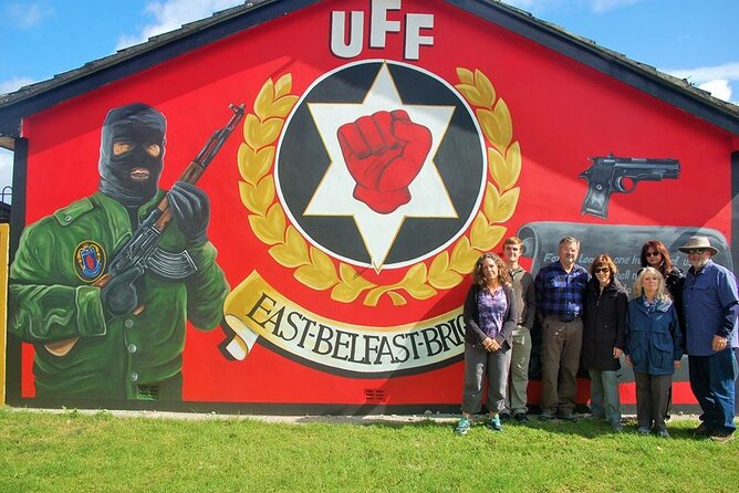Belfast Famous Black Taxi Tour Political Murals & Peace Wall 2 Hr - Divis and the International Wall: starting with the conflict