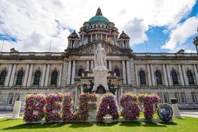 Belfast Political/history/troubles private taxi/cab tour