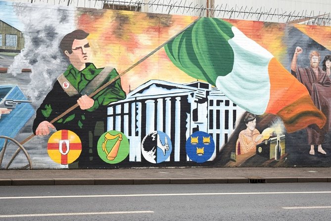 Belfast's Political Mural Taxi Tour - The International Mural Wall on Divis Street