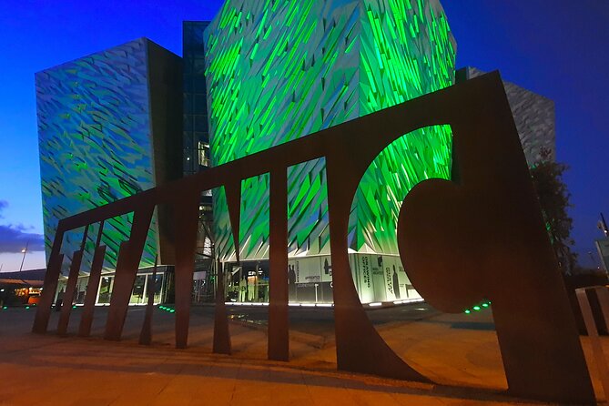 Belfast Titanic Museum and Sighseeing Tour - The Peace Wall and Belfast’s recent past