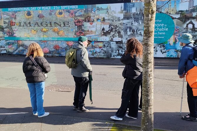 Belfast Troubles Tour: Walls and Bridges - The International Mural Wall on Divis Street