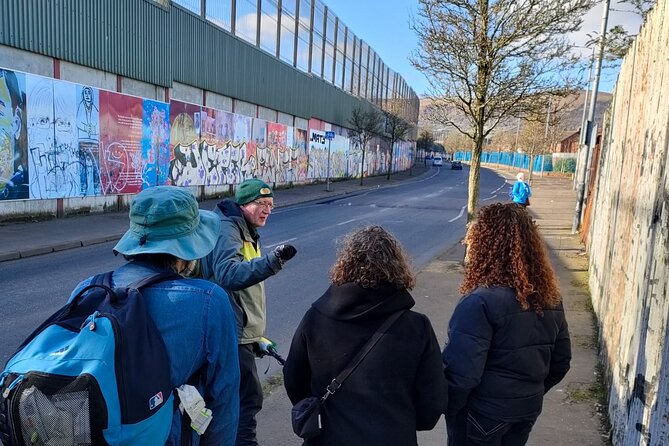 Belfast Troubles Tour: Walls and Bridges - The Peace Wall and the reality of division