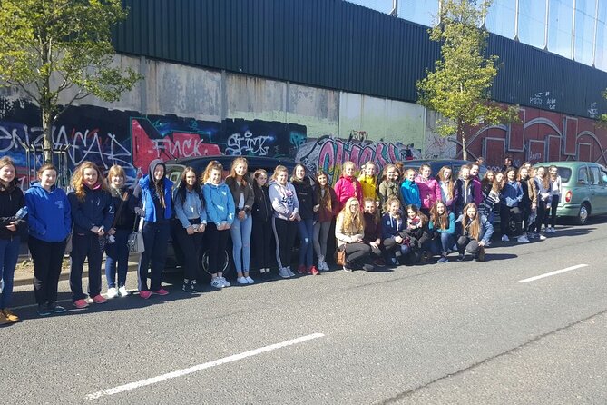 Express Terror and Peace 90 min Private Belfast Cab /Taxi Tour - Divis Flats and the mouth of Falls Road