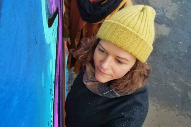 Falls road Murals Walking Tour with former prisoners - Who will appreciate this walk most?