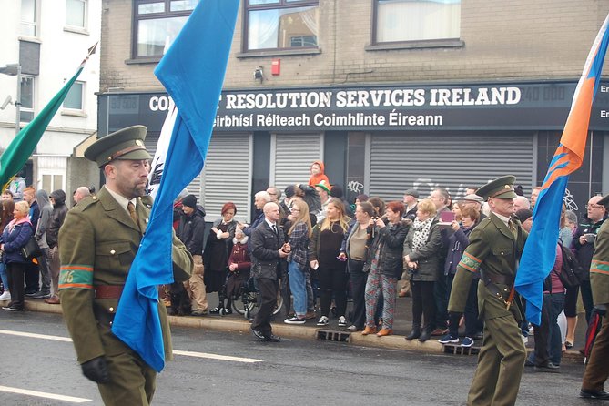 Famous Private Belfast Troubles Taxi Tour Original Drivers 2hr - Shankill Road and the unionist viewpoint