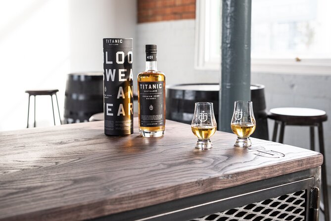 Giant's Causeway and Whisky Distillery tasting tour from Belfast - The Dark Hedges and the limits of a 20-minute stop