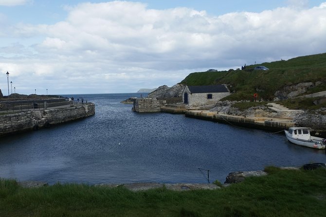 Giants causeway and Glens of Antrim day trip - Dunluce Castle and a short dose of the coast