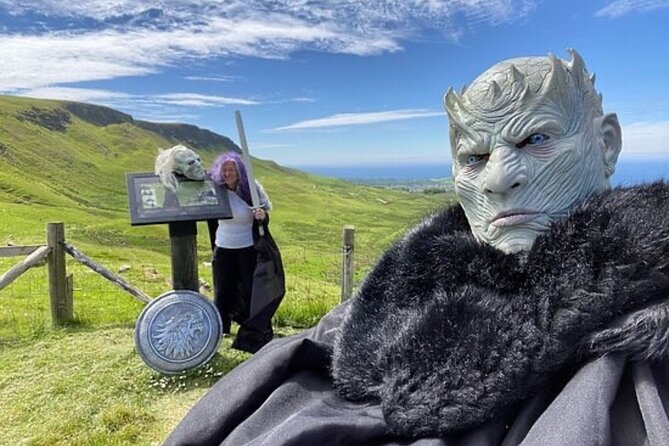 Giants causeway -Game of thrones 7 hours adventure private tour - Carrick-a-Rede: a choice between crossing and watching