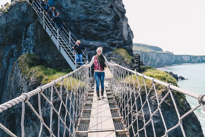 Giants Causeway Tour from Belfast + FREE Belfast Mural Tour - Why a private North Coast day makes sense