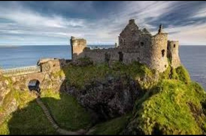 Giants Causeway Tour From Belfast including Game of thrones sites - The driver can shape the experience