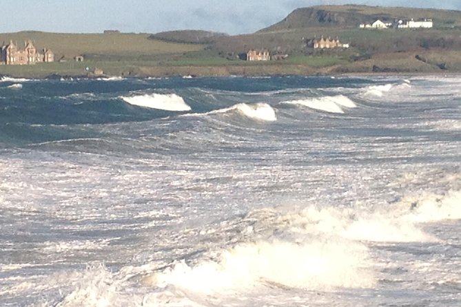 Guided Day Tour of Giant's Causeway from Belfast by Comfortable Coach - Bushmills Distillery: a short stop with optional whiskey