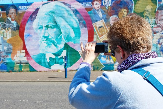 Highlights of Belfast sightseeing 4 hours private tour - The city region: Titanic, local flavor, and flexible sightseeing