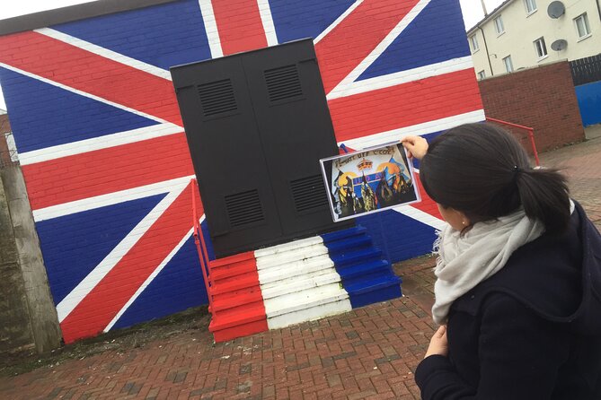 N0 1 Belfast black cab Irish and British mural 2hr private tour - Shankill Road and Loyalist identity