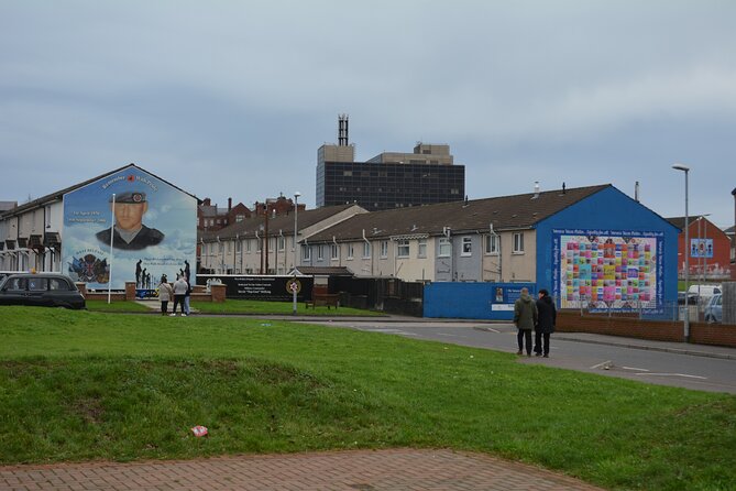 Private 1 Hour Belfast Taxi cab Tour - What the one-hour schedule really means