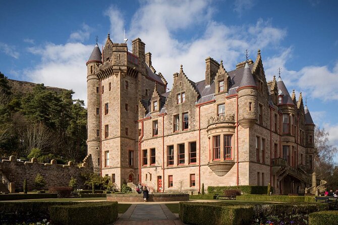 Private Belfast city & peace wall tour - Belfast Castle in 30 minutes