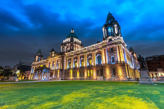 Private Departure Transfer: Hotel to Belfast Airport - A simple end to your Belfast stay