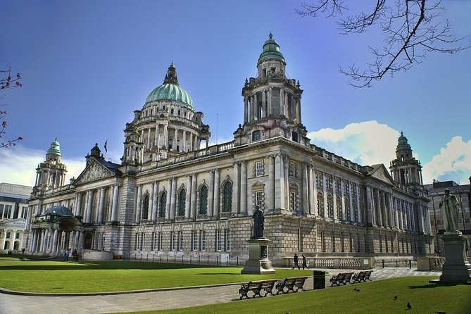 Private Departure Transfer: Hotel to Belfast Airport - The driver service gets the details right