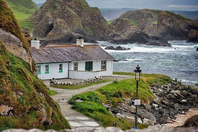 Private Tour Game of Thrones and Giants Causeway Antrim Coast - Ballintoy Harbour and the Iron Islands