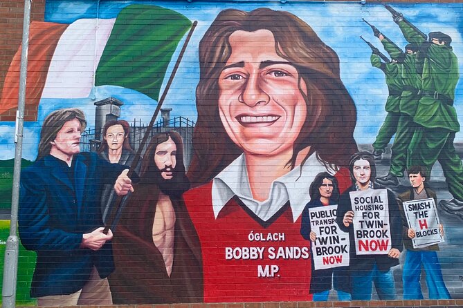 The Troubles and iconic award winning taxi 2hr private cab tour - The Peace Wall and the writing on it
